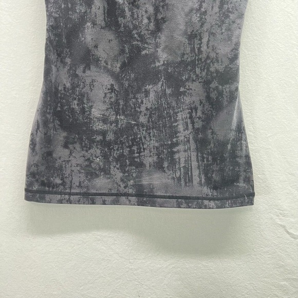 Lululemon Cool Racerback Size 4 Camo Black Grey Stretch - Picture 4 of 6